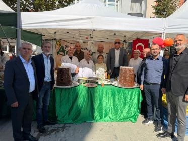Başkanımız Muzaffer Kabacan, Pamukova Ayva ve Yöresel Ürünler Festivali’ne katıldı - Fotoğraf 1
