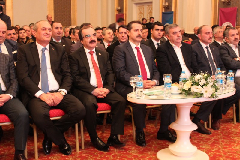 Çalışma ve Sosyal Güvenlik Bakanı Faruk Çelik Adapazarından Tüm Türkiye'ye Seslendi;