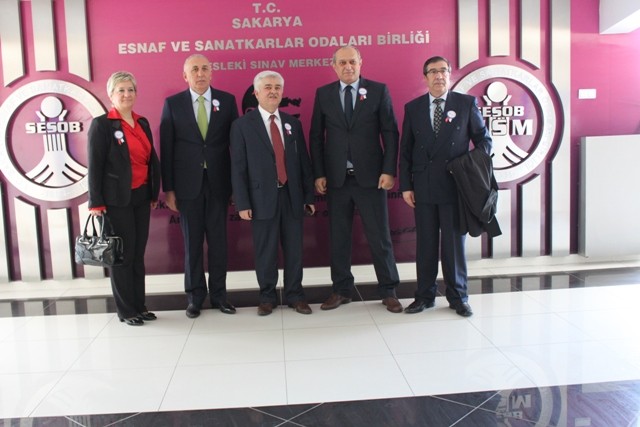 Sakarya Vergi Dairesi Başkanı Alp’ten SESOB’a Ziyaret