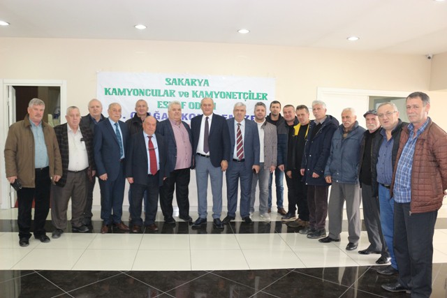 Sakarya Kamyoncular ve Kamyonetçiler Esnaf Odası’nın Olağan Genel Kurulu Gerçekleştirildi.