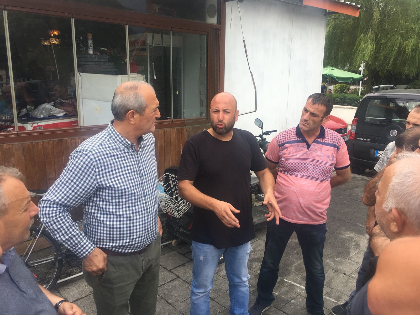 Başkan Hasan ALİŞAN Sapanca esnafının yanında