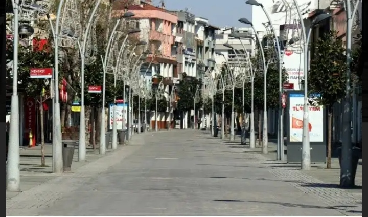 ADAPAZARINDA İŞ YERLERİNE GETİRİLEN ÇALIŞMA SAATİ KISITLAMASI KALDIRILDI.
