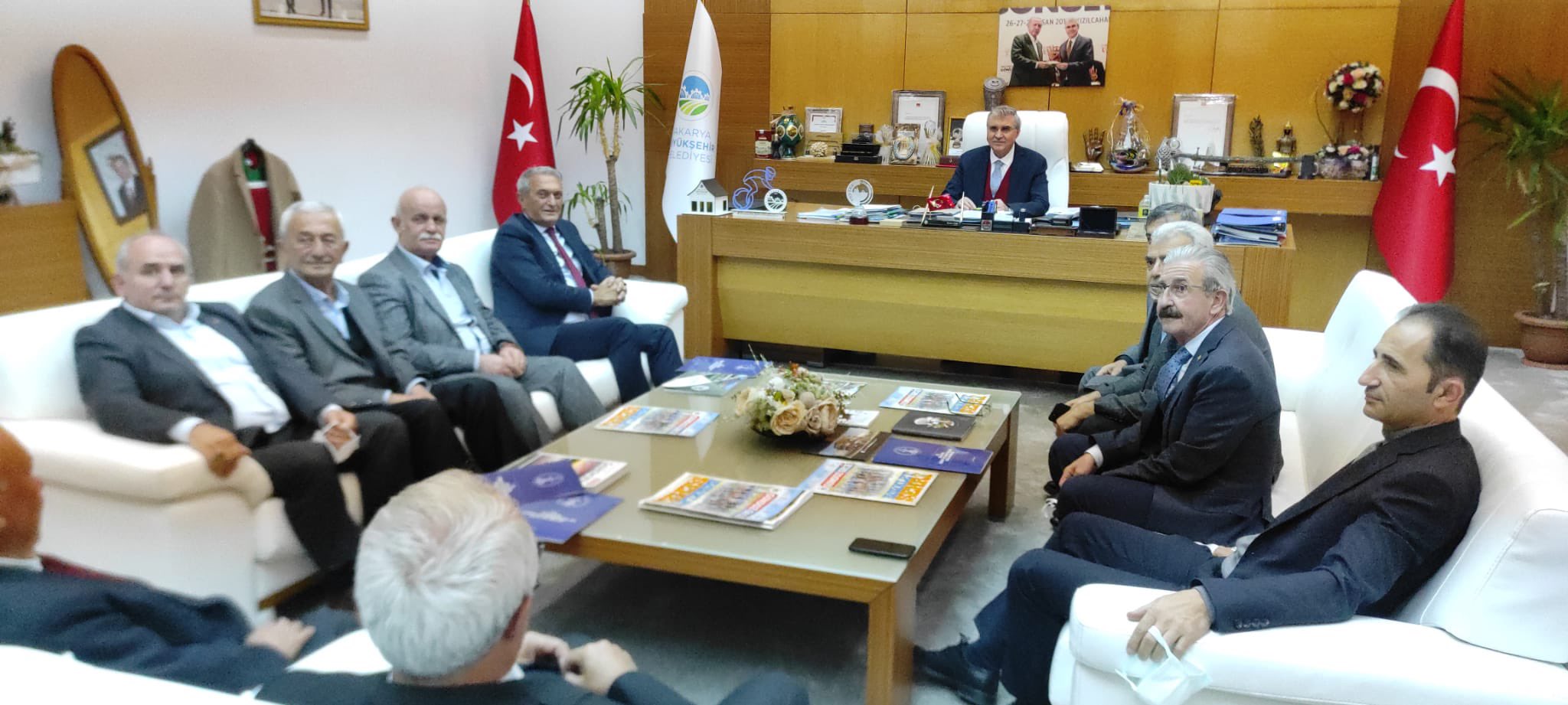 Alişan ve Oda Başkanları Büyükşehir'de