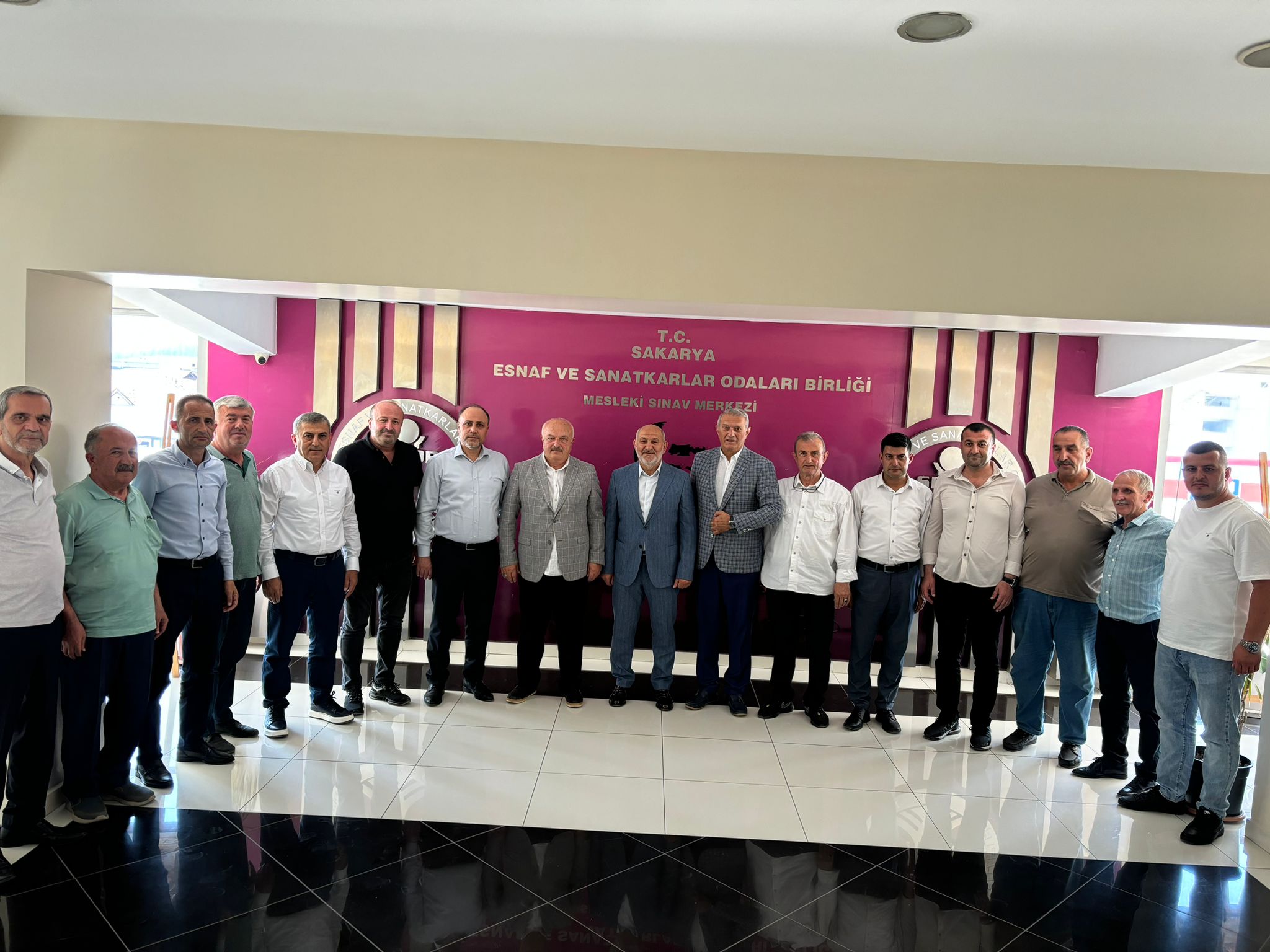 İrfan PÜSKÜLLÜ Birliğimizi Ziyarette Bulundu.