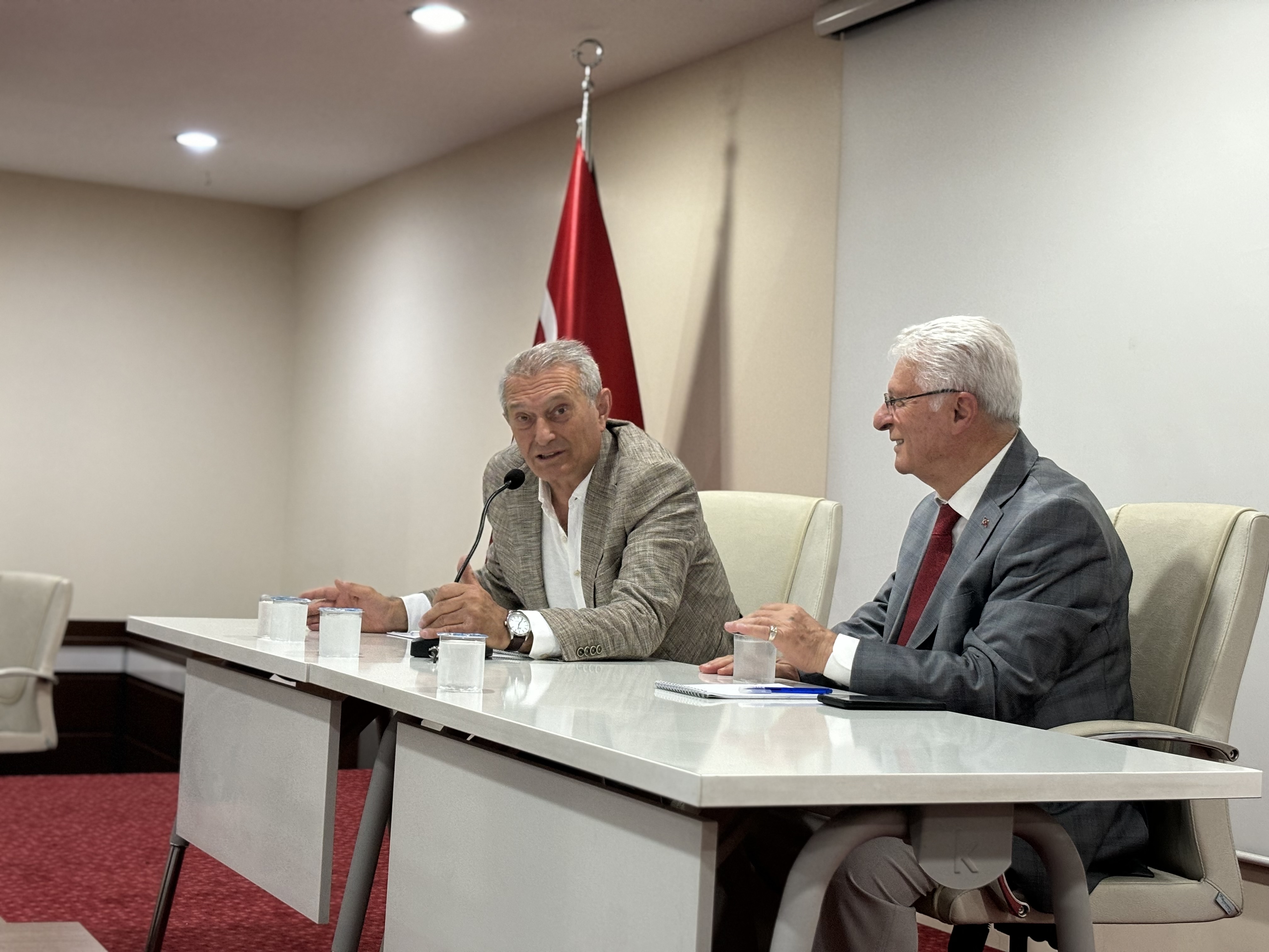 TŞOF Başkanı Fevzi APAYDIN Birliğimizi ziyaret etti.