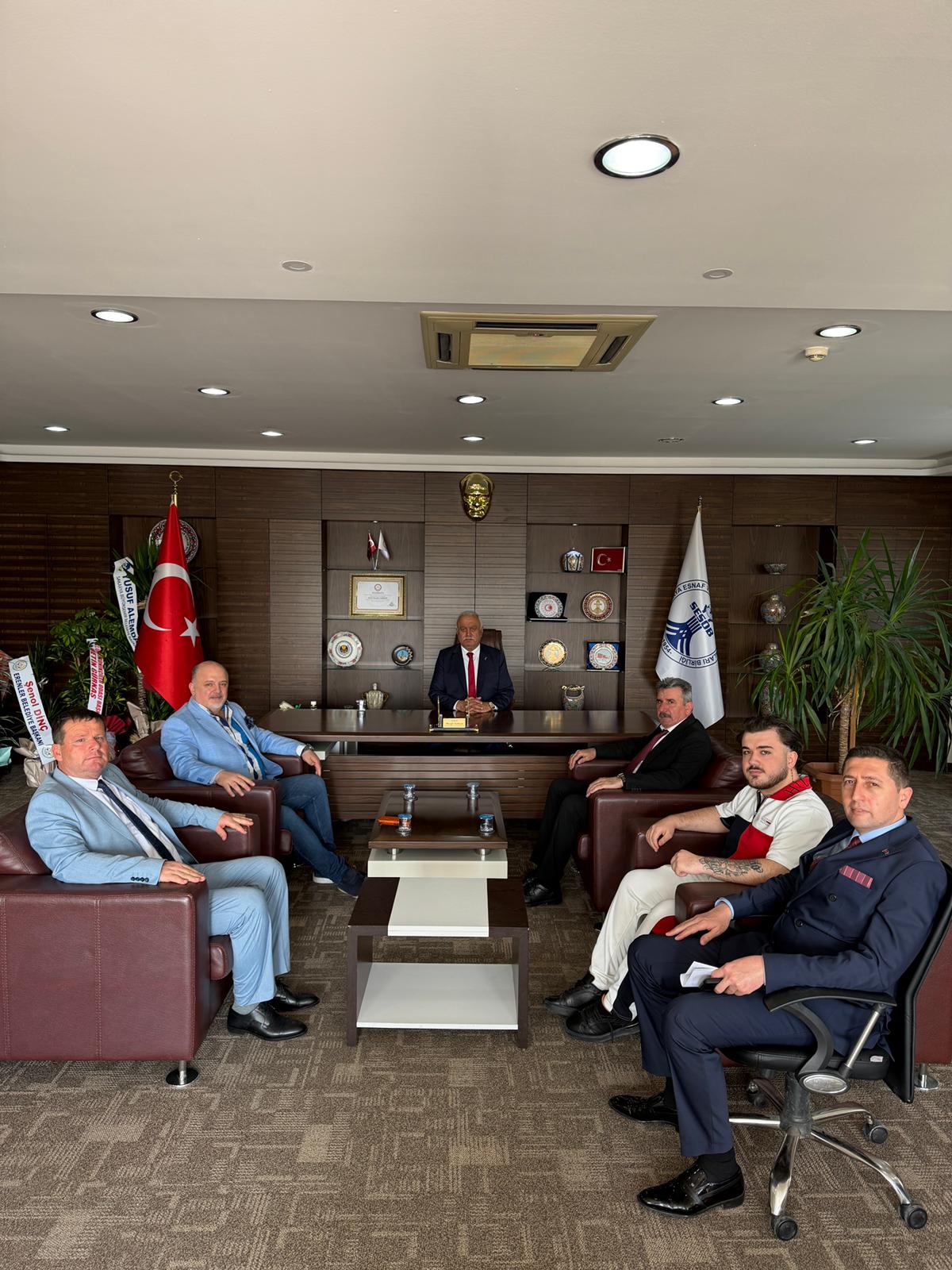 İş insanı Saraç başarı diledi