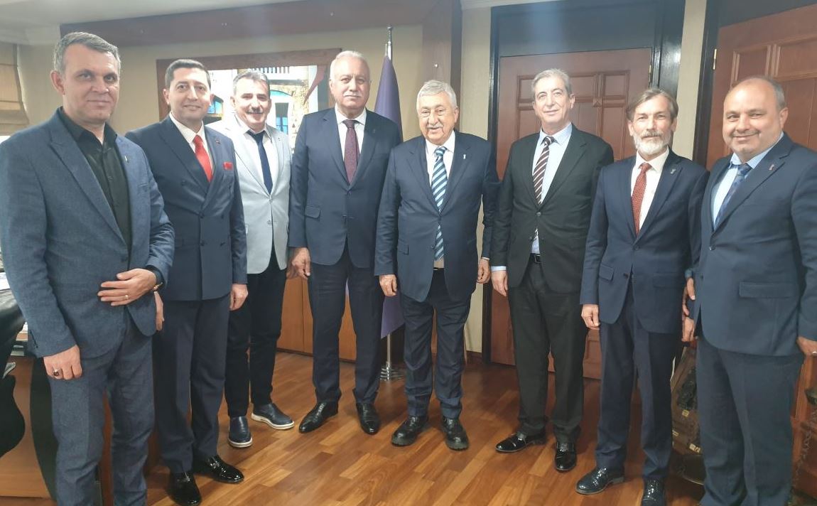 Başkan Kabacan ve ekibi Palandöken ile buluştu