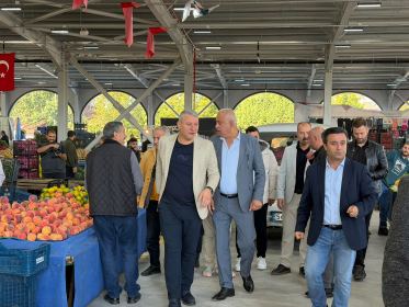 Serdivan Kapalı Pazar Yeri esnafıyla kahvaltı buluşması - Fotoğraf 7