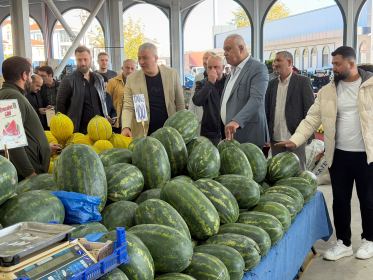 Serdivan Kapalı Pazar Yeri esnafıyla kahvaltı buluşması - Fotoğraf 8